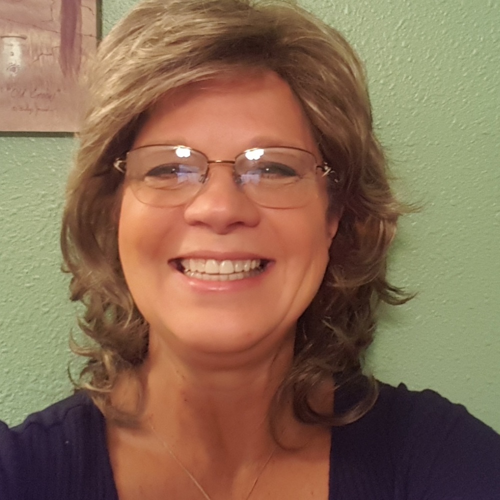 Meet your Posher, Cynthia